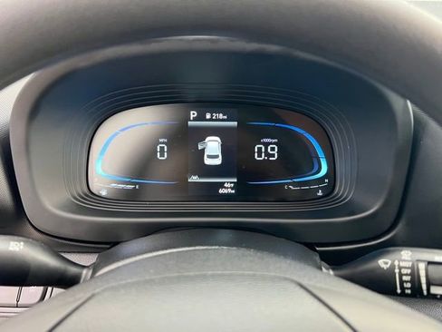 Certified 2026 Hyundai Venue SE image 17