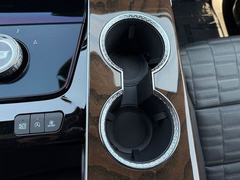 New 2026 Cadillac Escalade Platinum Sport AWD/4WD image 28