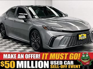 Used 2025 Toyota Camry XSE FWD video 1