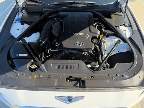 Used 2016 Hyundai Genesis 3.8 w/ Option Group 02 AWD/4WD image 34