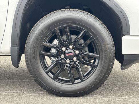 New 2026 GMC Sierra 1500 Elevation AWD/4WD image 30