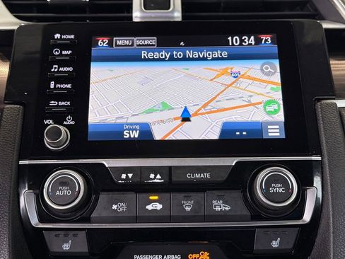 Used 2019 Honda Civic Touring image 31