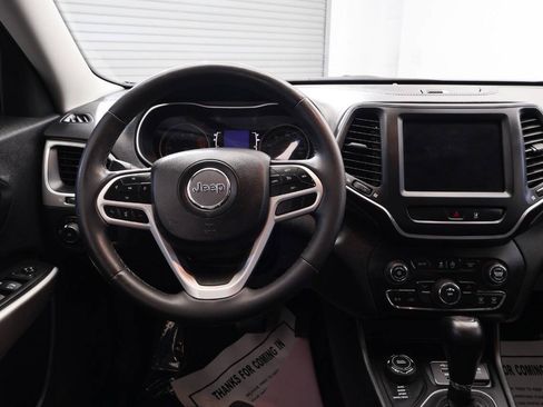 Used 2022 Jeep Cherokee Latitude AWD/4WD image 22