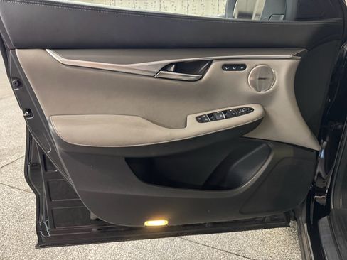 Used 2023 INFINITI QX50 Luxe FWD image 15