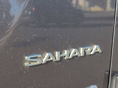 Used 2022 Jeep Wrangler Unlimited Sahara w/ Cold Weather Group image 13