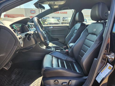 Used 2019 Volkswagen Golf R 4-Door image 12