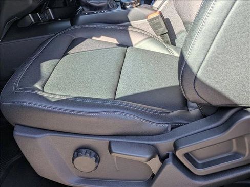 New 2025 Ford Bronco Badlands image 4