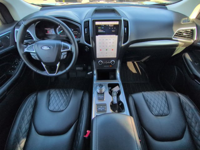 Used 2024 Ford Edge Titanium w/ Class II Trailer Tow Package AWD/4WD image 14