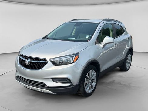 Used 2020 Buick Encore Preferred FWD image 1
