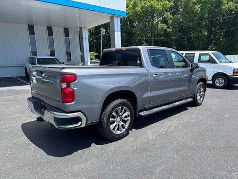 Used 2021 Chevrolet Silverado 1500 LT AWD/4WD image 18