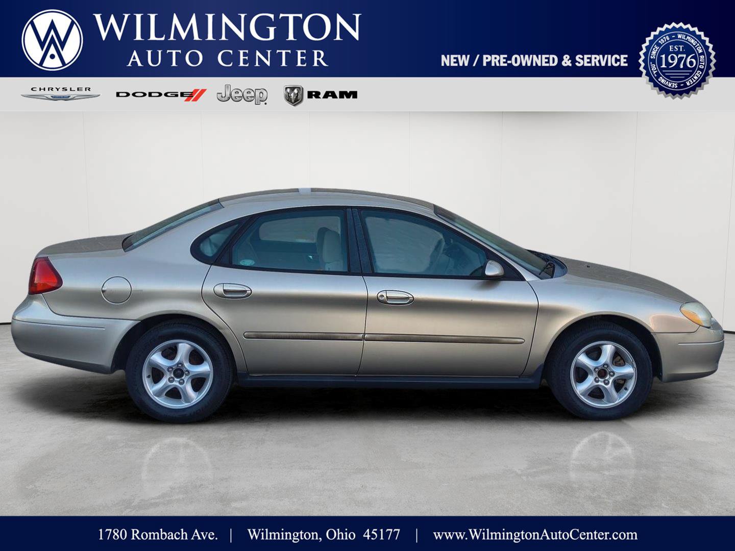Used 2000 Ford Taurus SES FWD image 1