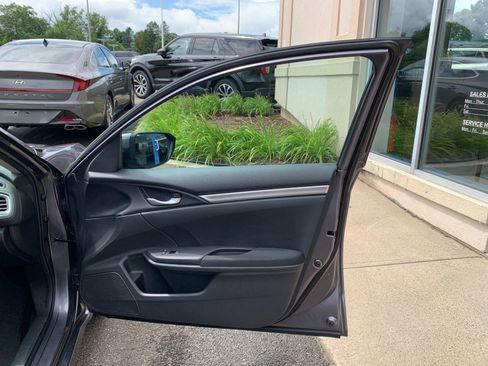 Used 2017 Honda Civic LX image 38