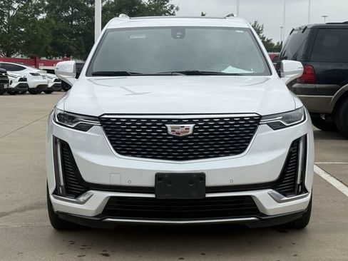 Used 2024 Cadillac XT6 Luxury FWD image 5