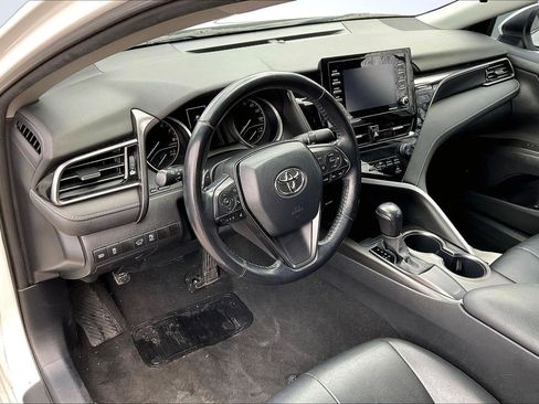 Used 2021 Toyota Camry SE image 14