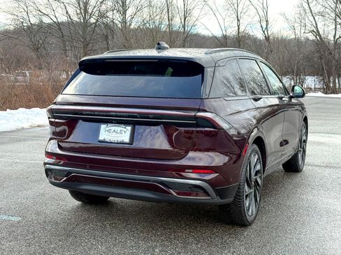 Certified 2024 Lincoln Nautilus Reserve w/ Equipment Group 202A image 6