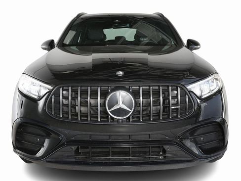 Used 2024 Mercedes-Benz GLC 43 AMG 4MATIC image 2