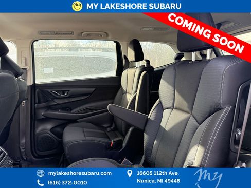 Used 2024 Subaru Ascent Premium w/ Convenience Package image 12
