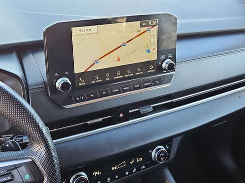 Used 2024 Mitsubishi Outlander SE image 30