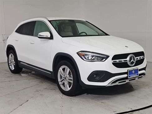 Used 2022 Mercedes-Benz GLA 250 4MATIC image 8
