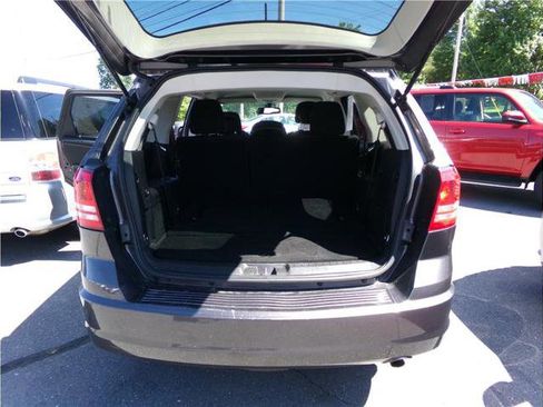 Used 2018 Dodge Journey SE w/ Blacktop Package image 12