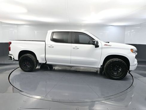 Used 2025 Chevrolet Silverado 1500 RST image 4