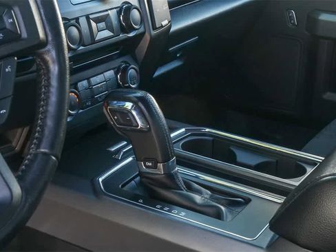 Used 2018 Ford F150 XLT w/ Equipment Group 301A Mid image 17