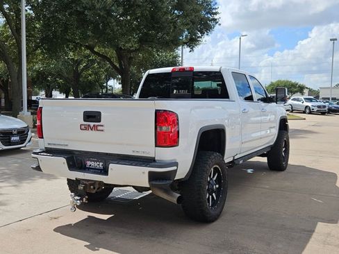 Used 2016 GMC Sierra 2500 Denali w/ Duramax Plus Package AWD/4WD image 5