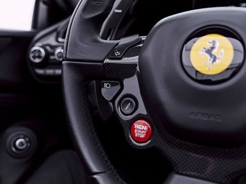 Used 2019 Ferrari 488 Spider RWD image 66
