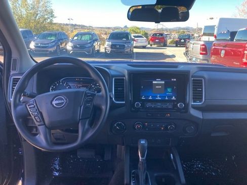Used 2023 Nissan Frontier SV image 28