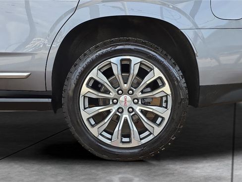 Used 2021 GMC Yukon Denali w/ Denali Ultimate Package image 33