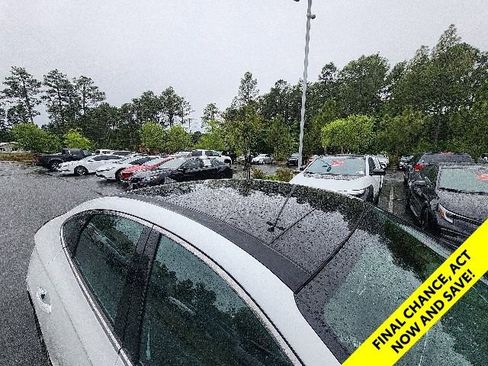 Used 2022 Hyundai Sonata SEL Plus w/ Preferred Accessory Package FWD image 16