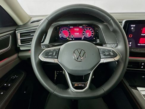 New 2026 Volkswagen Atlas Peak Edition AWD/4WD image 11