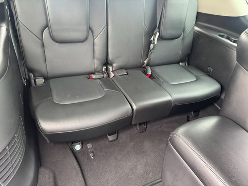 Used 2017 Nissan Armada Platinum w/ Captain Seat Package image 27