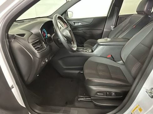 Used 2024 Chevrolet Equinox RS FWD image 11
