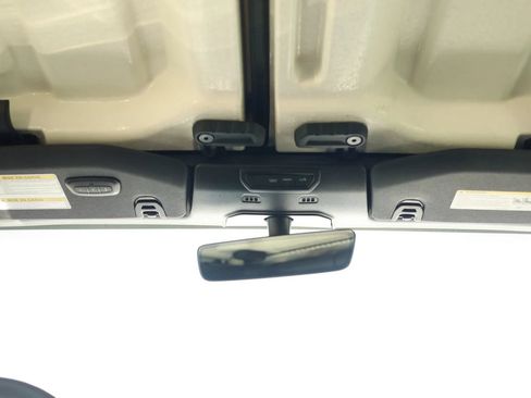 Used 2023 Jeep Wrangler Unlimited Sahara w/ Cold Weather Group AWD/4WD image 43