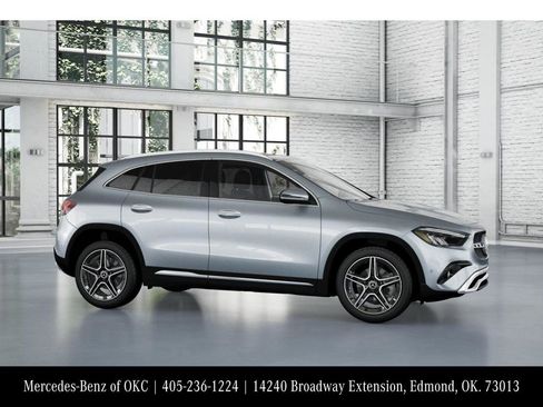 New 2026 Mercedes-Benz GLA 250 4MATIC image 14