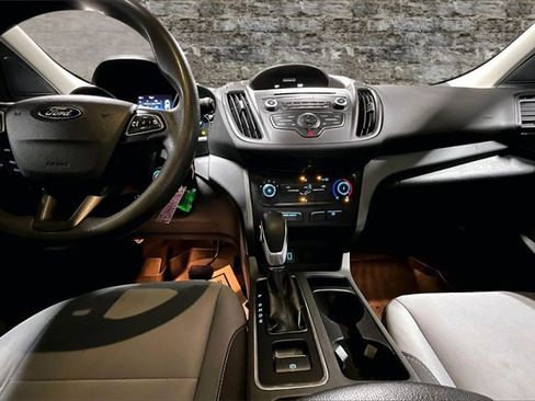 Used 2017 Ford Escape S image 7