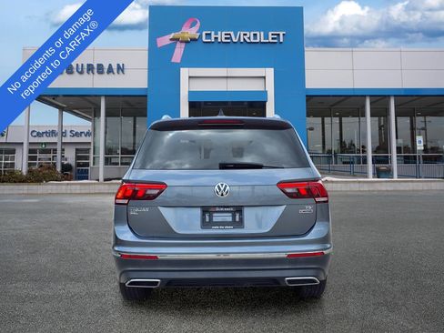 Used 2018 Volkswagen Tiguan SEL AWD/4WD image 7