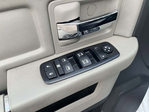 Used 2011 RAM 2500 Big Horn image 19