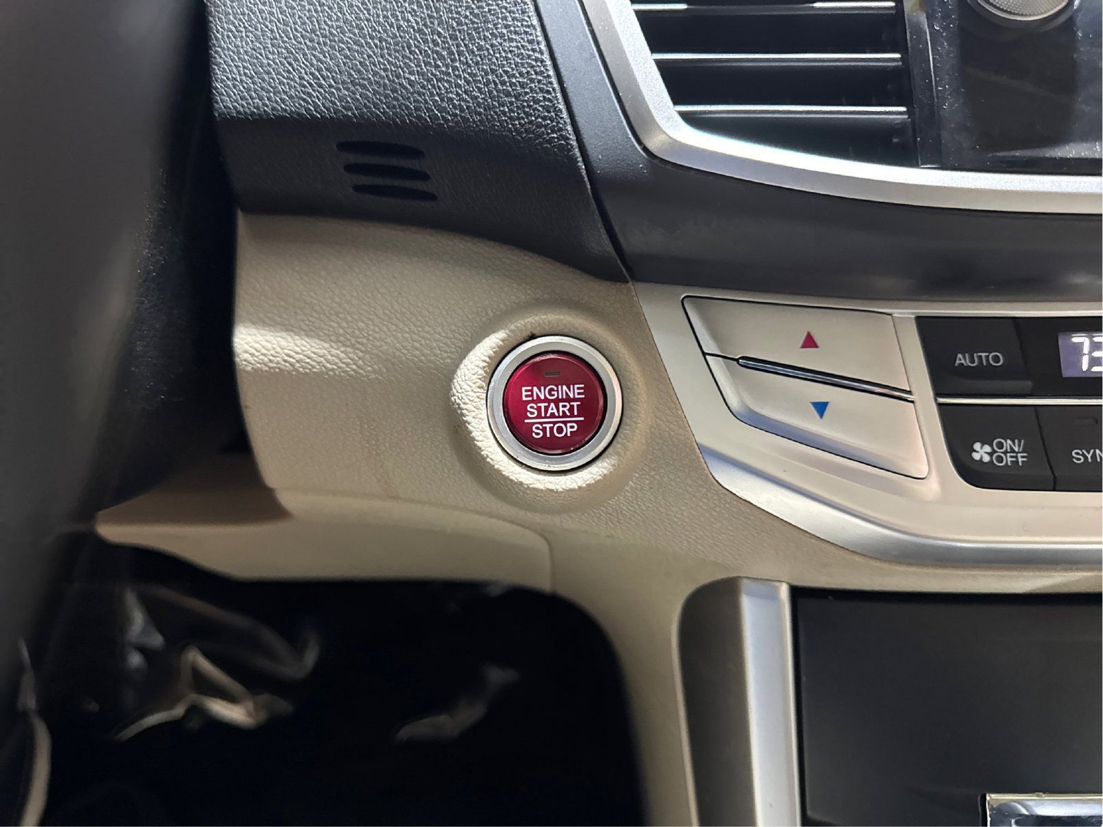 Used 2013 Honda Accord EX-L image 35