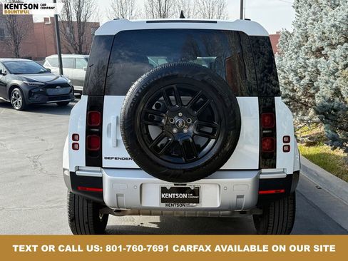 Used 2025 Land Rover Defender 110 S image 7