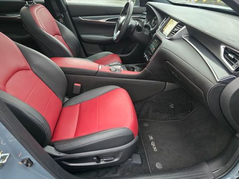 Used 2023 INFINITI QX50 Sport w/ Cargo Package image 11