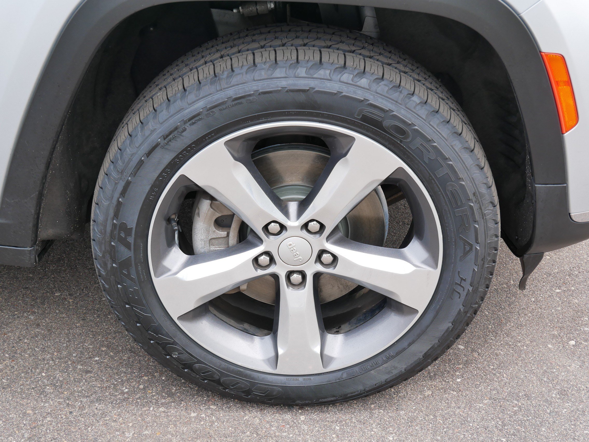 Used 2021 Jeep Grand Cherokee L Limited AWD/4WD image 15
