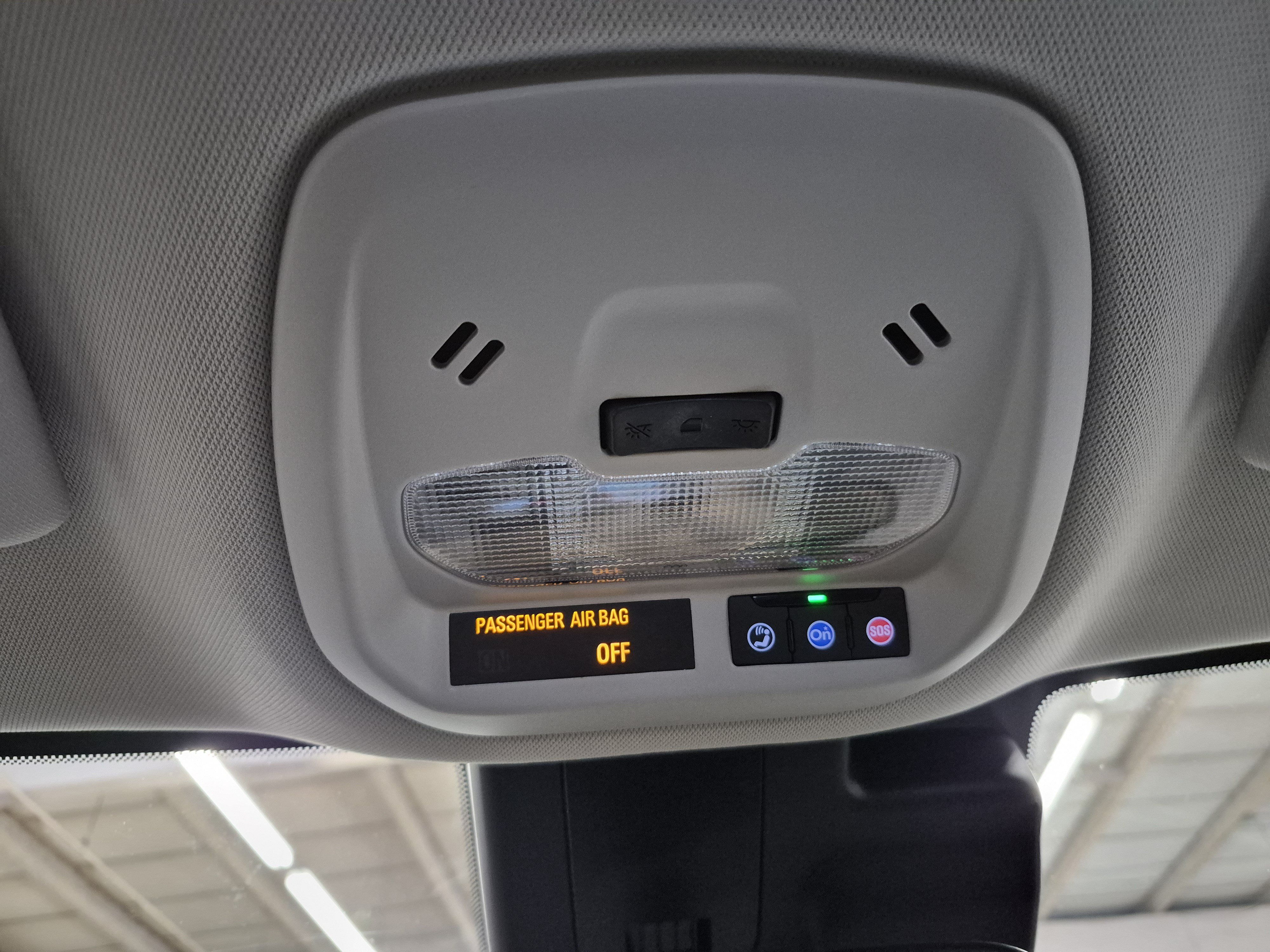 Used 2025 Chevrolet Trax LT FWD image 30