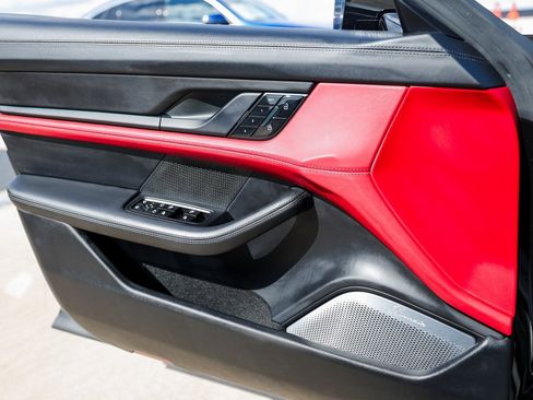 Certified 2020 Porsche Taycan Turbo image 23