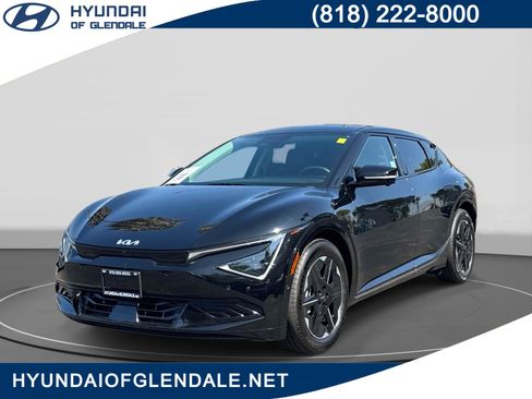 Used 2025 Kia EV6 Wind RWD image 1