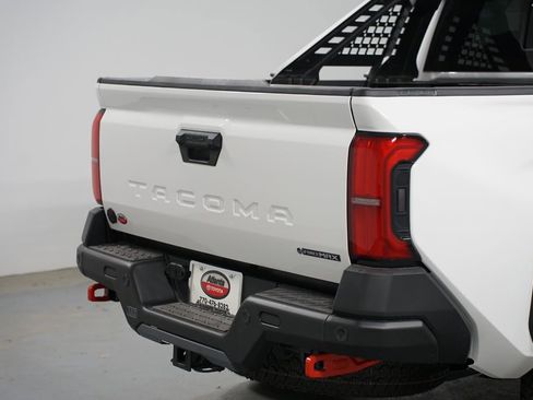 New 2026 Toyota Tacoma 4x4 Double Cab Hybrid image 12