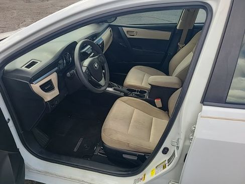 Used 2016 Toyota Corolla LE FWD image 13