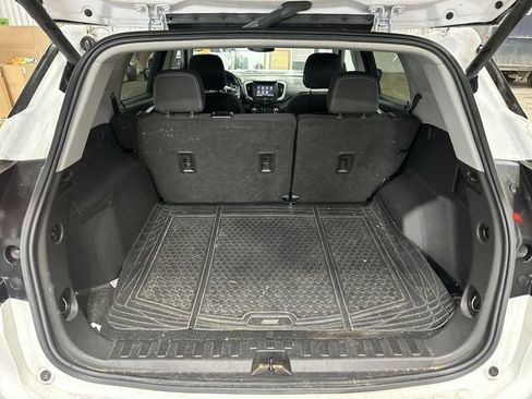 Used 2022 GMC Terrain SLE w/ Driver Convenience Package image 23