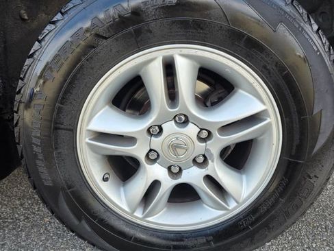 Used 2004 Lexus GX 470 image 10